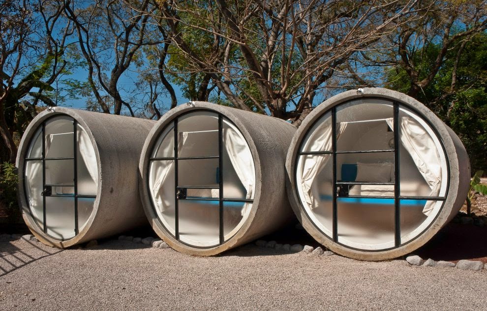 Das Park - hotel in sewer pipes